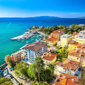 shutterstock 2594616343